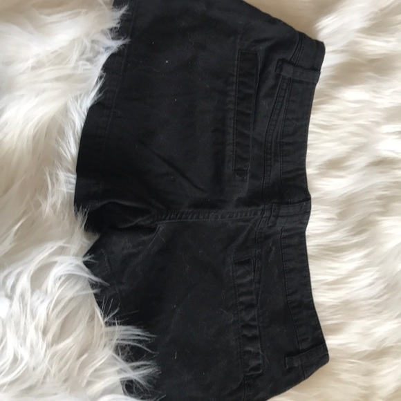 Volcom shorts - Picture 3 of 4